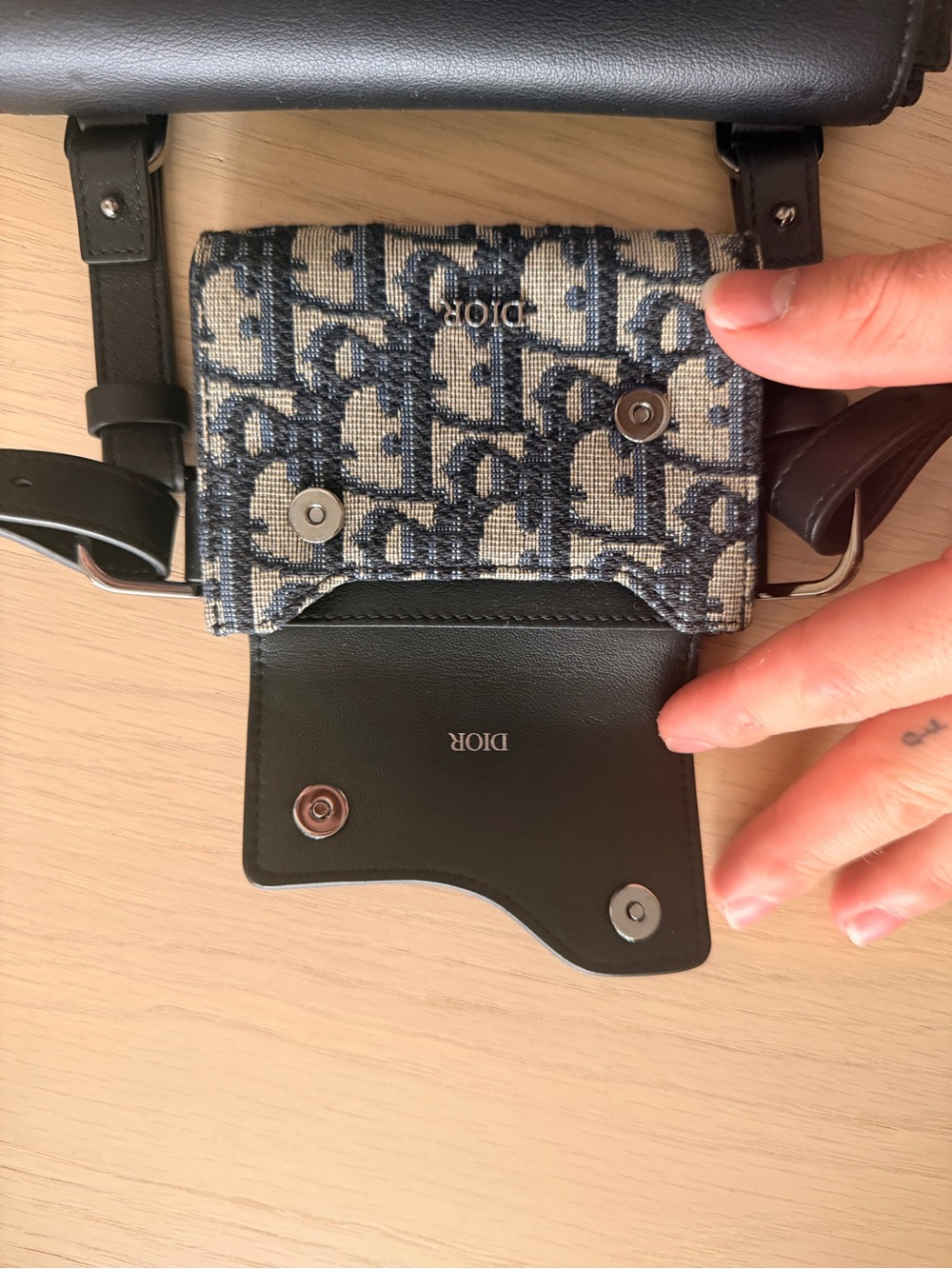Dior Elite Oblique Jacquard Leather Detachable Shoulder Crossbody Bag in Blue - Picture 4 of 11